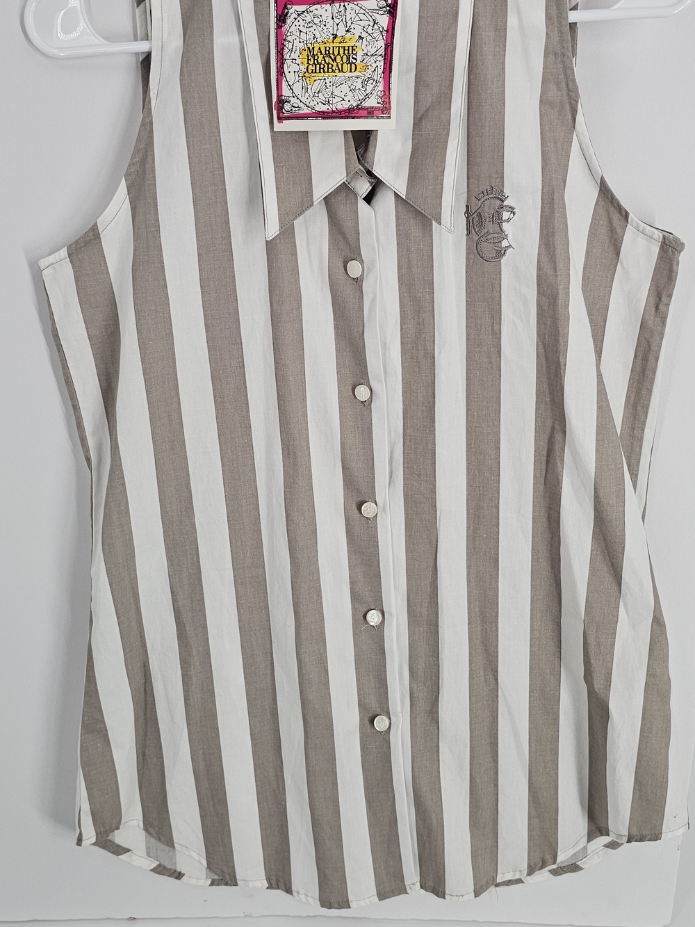 Marithe + Francois Girbaud Sleeveless Blouse Striped Cotton Blouse in White & - Picture 5 of 10